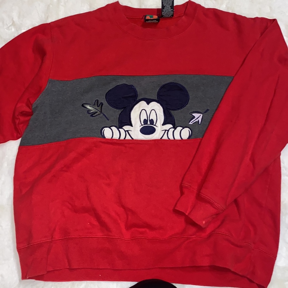 Mickey unlimited | vintage 90’s red crew neck Mickey Mouse sweatshirt | size Med